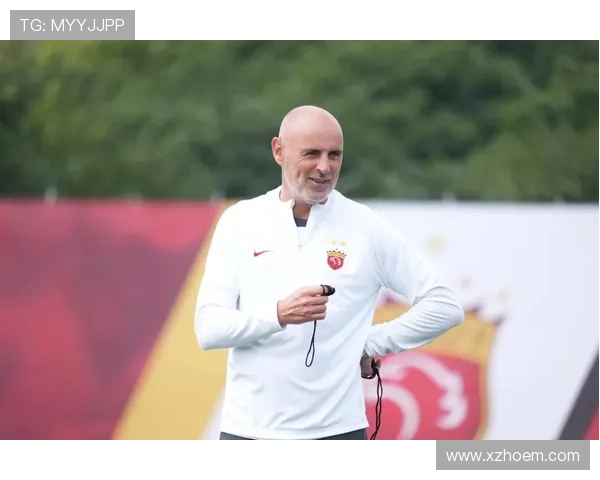 全球足球明星收入揭秘：谁是收入最高的球员与背后的财富故事